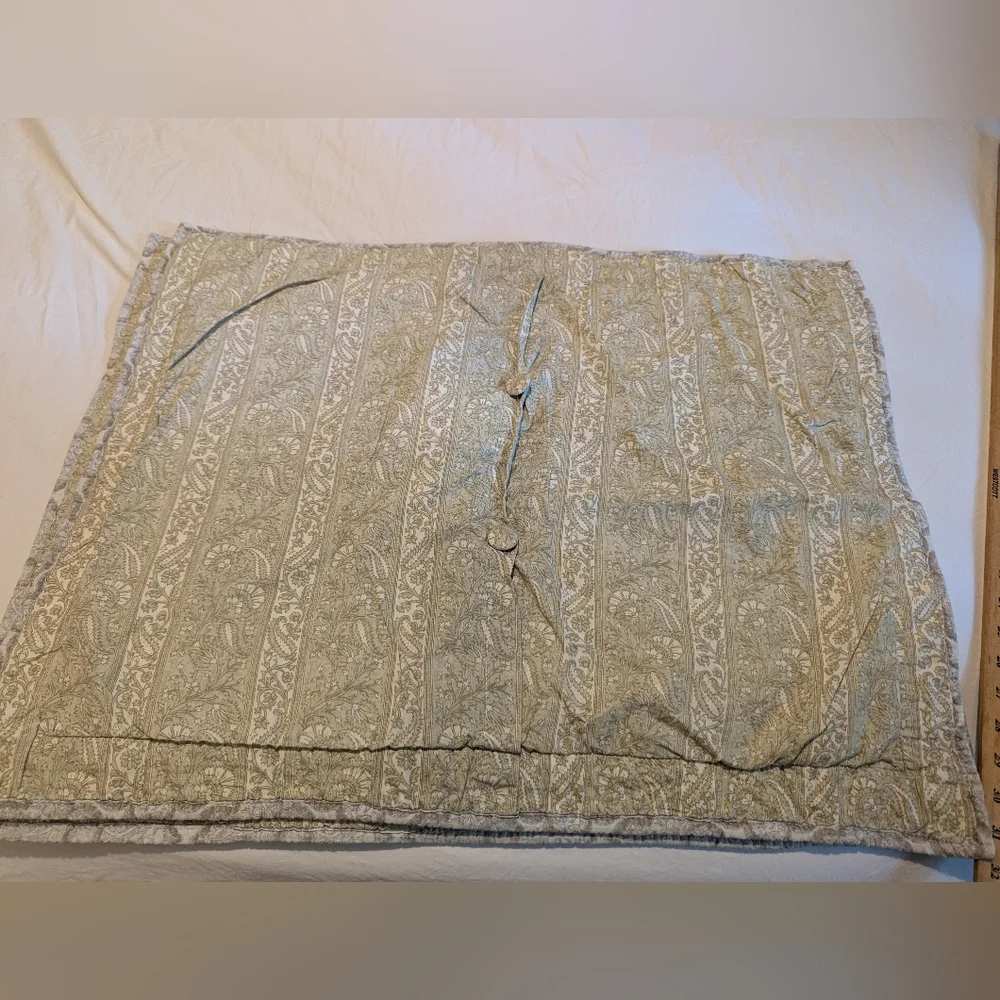 Vintage 100% cotton quilted pair of shams